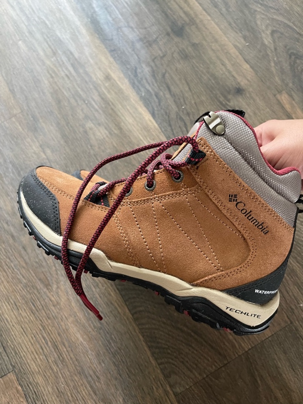 Columbia Brown Suede Hiking Boot with Burgundy Laces